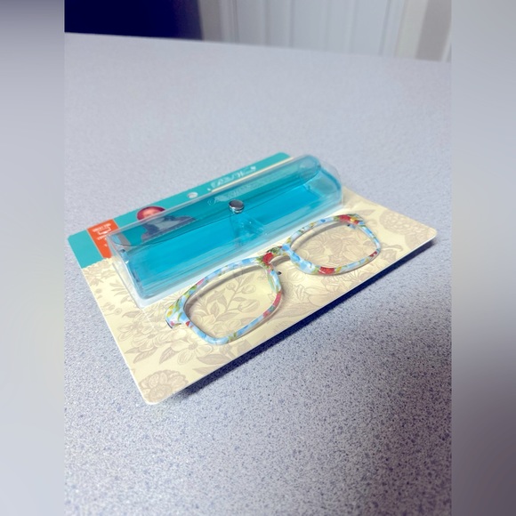Blue light screen protect glasses+case - Picture 1 of 3